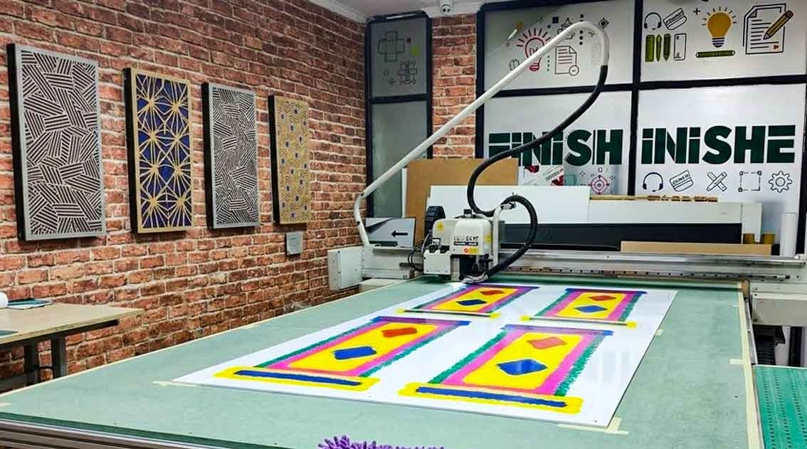 Cetak dengan PVC Board di Bintang Sempurna